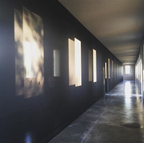 Robert Irwins First Permanent Installation Opens At The Chinati