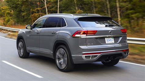 2022 Vw Atlas Cross Sport Review Big Style And Space Not So Big Price