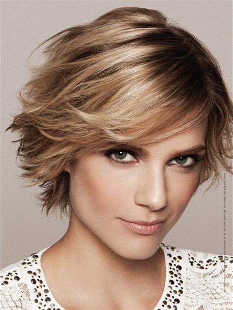 Pretty Lace Front Synthetic Celebrity Short Wigs Short Wigs Lace
