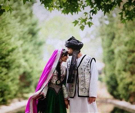 Beautiful Afghan Couple Afghan Wedding Afghan Dresses Pashtoon