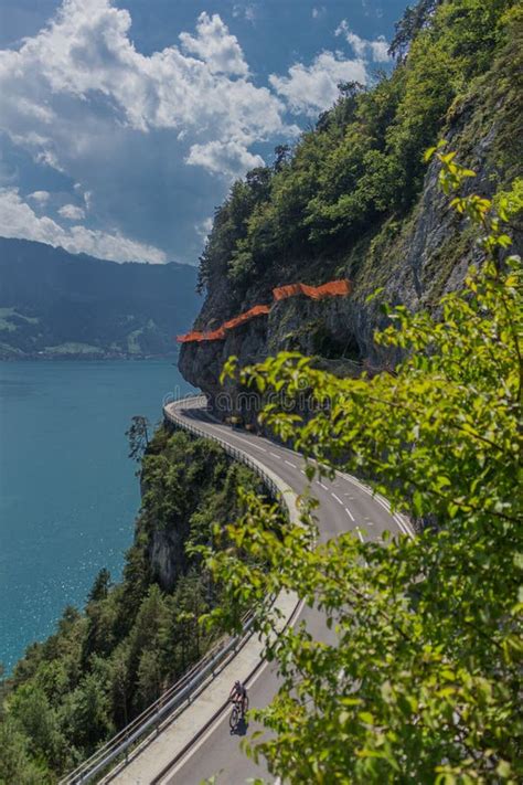 Beautiful Exploration Tour Through The Mountains In Switzerland Lake