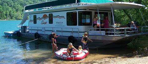 Dale hollow is quite the incredible lake for largemouth and spotted bass, too, as well as walleye, gar and trout among others. Dale Hollow Lake Houseboat Rentals and Vacation ...