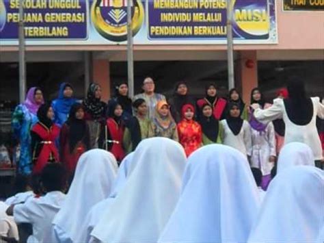 Smk alam megah's graphic lab. 1 Malaysia - choir SMK Alam Megah 2 - YouTube