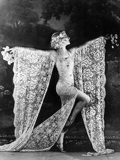 A Brief History Of Lace Vintage Burlesque Vintage Fashion Moulin Rouge