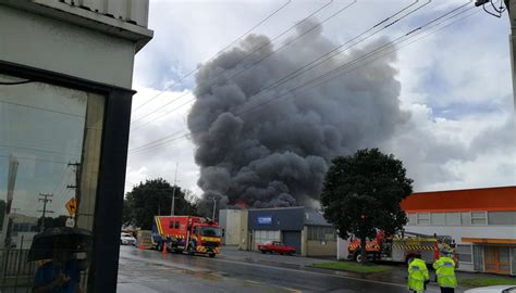 The most comprehensive news source for new zealand thoroughbred racing. Sixteen crews extinguish massive building fire in Auckland ...