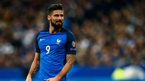 Olivier giroud has landed himself in the premier league's record books after continuing his remarkable goalscoring form for chelsea in saturday night's premier league win over leeds united. Olivier Giroud breaks the transfer silence - Chelsea Core