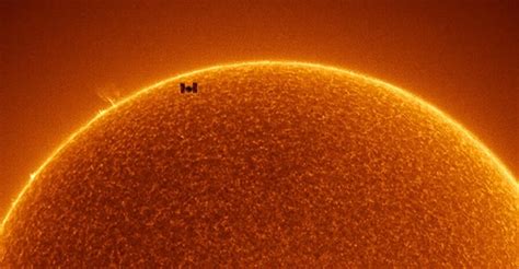 Nasa Releases Incredible Photo Of Iss Passing Across The Sun