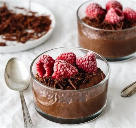 Overnight Chocolate Chia Seed Pudding 78recipes