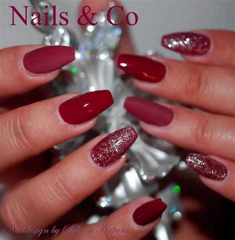 Schreibe die erste bewertung für „andreia halal nagellack b14 bordeaux rot antworten abbrechen. Nageldesign Bordeaux Rot Glitzer - design bild