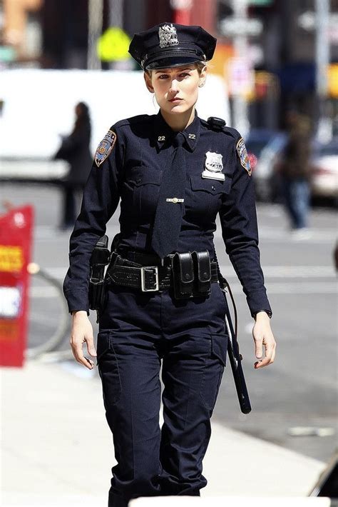 Find great deals on ebay for police uniform female. Pin by Artic wolf on outfits for Ocs (With images ...