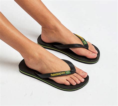 havaianas womens brasil flip flops black footasylum