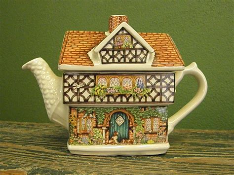Sadler English Country Cottages Ivy House Teapot Tea Pots Tea Pots