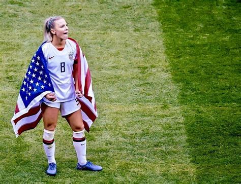 julie ertz 8 uswnt 2019 fifa women s world cup france usa soccer women usa soccer team