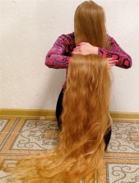 VIDEO Blonde Floor Show RealRapunzels Long Hair Styles Very Long Hair Beautiful Long Hair