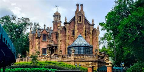 Haunted Mansion At Magic Kingdom To Close For Refurbishment Disney Dining