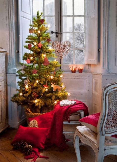 10 Christmas Tree For Small Spaces