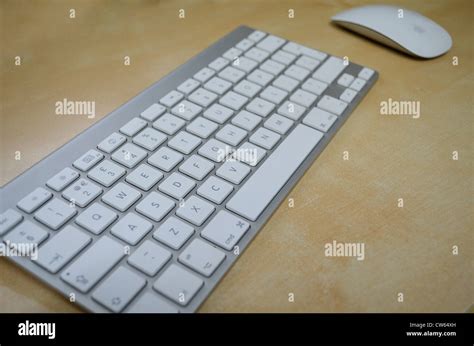 Apple Wireless Keyboard Mouse Hi Res Stock Photography And Images Alamy