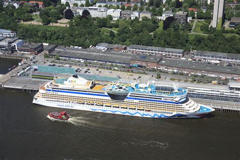 Cruise Gate Hamburg Neue Rahmenbedingungen Am Terminal Altona Ab 2017