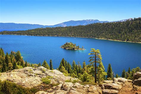 Fannette Island Located In The Emerald Bay Of Lake Tahoe California
