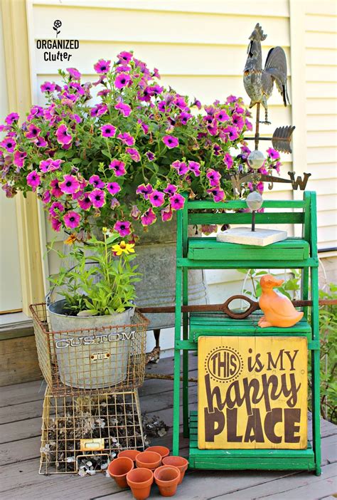 Fun Junk Garden Vignettes From The Yard Of Flowers