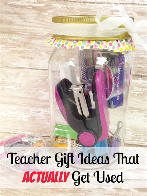 Best gift for teacher wife. Teacher Gift Ideas That Actually Get Used - Farmer's Wife ...