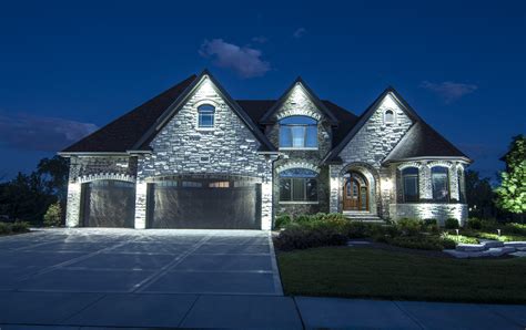 Residential Homes Outdoor Lighting In Chicago Il