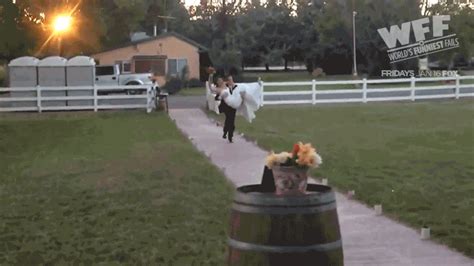 Wedding Fail  By Worlds Funniest Find And Share On Giphy