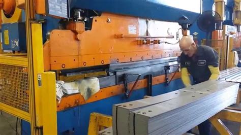 Using Light Curtain On Press Brake Over Laser Safety System Youtube