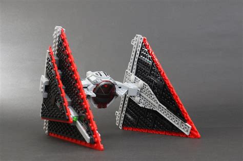 Lego Star Wars 75272 Sith Tie Fighter Review