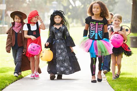 Should Kids Trick Or Treat This Year Cdc Gives Guidance