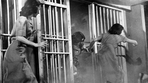 Girls In Prison 1956 • Filmesfilm