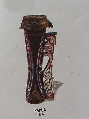 Tifa merupakan salah satu alat musik asal papua. ALAT MUSIK TRADISIONAL IRIAN JAYA (PAPUA)