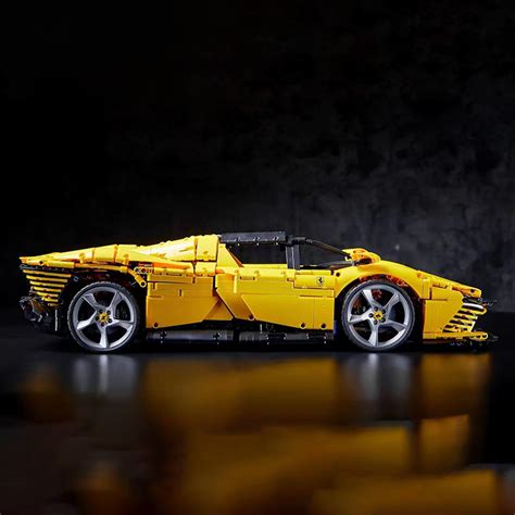 Usd 5275 Ferrari Daytona Sp3 （yellow）