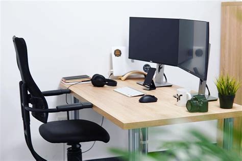Minimaloffices Workspace Workstation Desk Homeoffice Deskgoals
