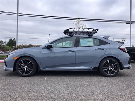 Polarizing as men's fashions, the rococo sport touring model demands attention with details both artful and awful. New 2020 Honda Civic Hatchback Sport Touring Hatchback for ...