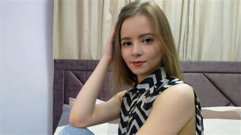 Girls Of Jasmin Introduces Ronavers One Of The Nastiest Cam Girls Online Check Her Out