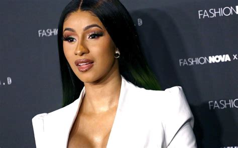 Cardi B Defiantly Returns To Instagram After Accidentally Posting Nude