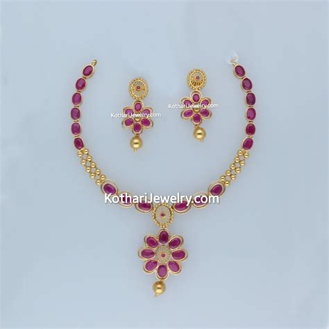Traditional South Indian Gold Necklace Set