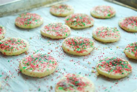 For some, christmas cookie baking is like an olympic sport. Tips for the Best Christmas Cookie Recipes {Making & Freezing | Butter cookies recipe, French ...