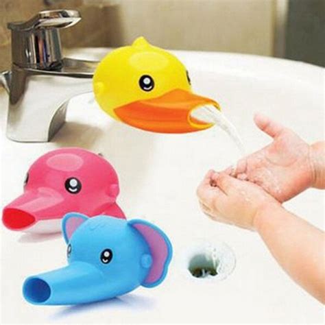 Animal Shaped Faucet Extenders In 2020 Baby Tub New Baby Products