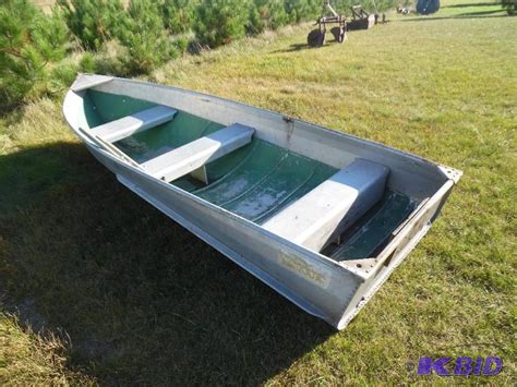 Sears 12 Ft Aluminum Boat We Sell Your Stuff Inc Auction 203 K Bid