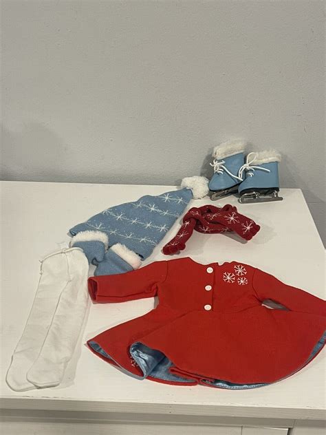 American Girl Maryellen Ice Skating Outfit Hat Mittens Skates Scarf Lot