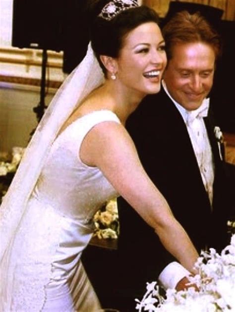 Catherine Zeta Jones Wedding Dress Catherine Zeta Jones Celebrity