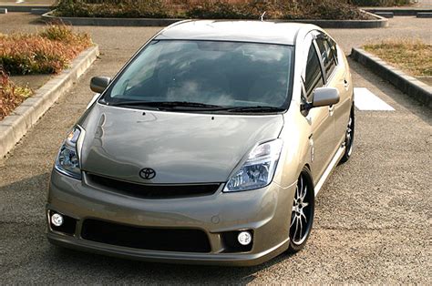 We use intelligent software that helps us maintain the integrity of reviews. est.09: Toyota Prius