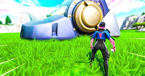 I think the book is really good bu it is out of date. 'Fortnite Battle Royale': Big robot being built for event ...