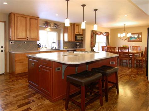 Dreammaker bath & kitchen of madison. At DreamMaker Bath & Kitchen we strive to create beautiful ...