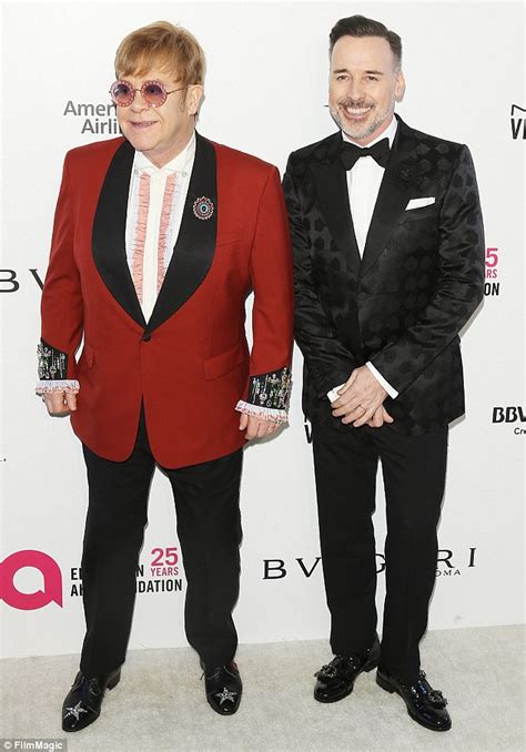 Oscars 2018 Elton John Arrives At His Bash With David Furnish Daily