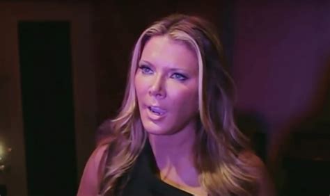 Watch Fox Business Networks Trish Regan Sings The National Anthem To