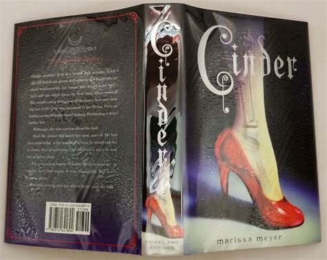 Cinder Book 1 Lunar Chronicles Marissa Meyer 2012 1st Edition