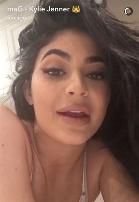 Kylie Jenners Twitter Hacked With Racist And Lewd Messages Metro News